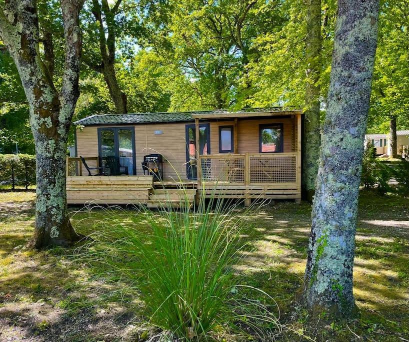 Vue Sur Le Lac, Cadre Verdoyant, Camping 4 Etoiles Aureilhan  Exterior photo